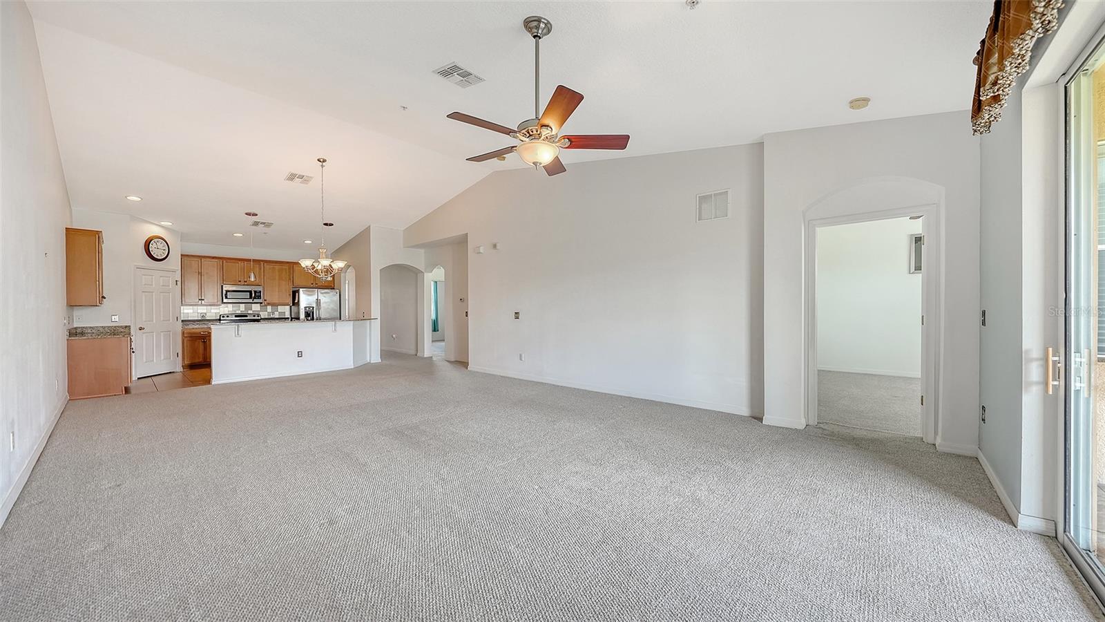 PALMER OAKS PH 1 & 2 - Residential Lease