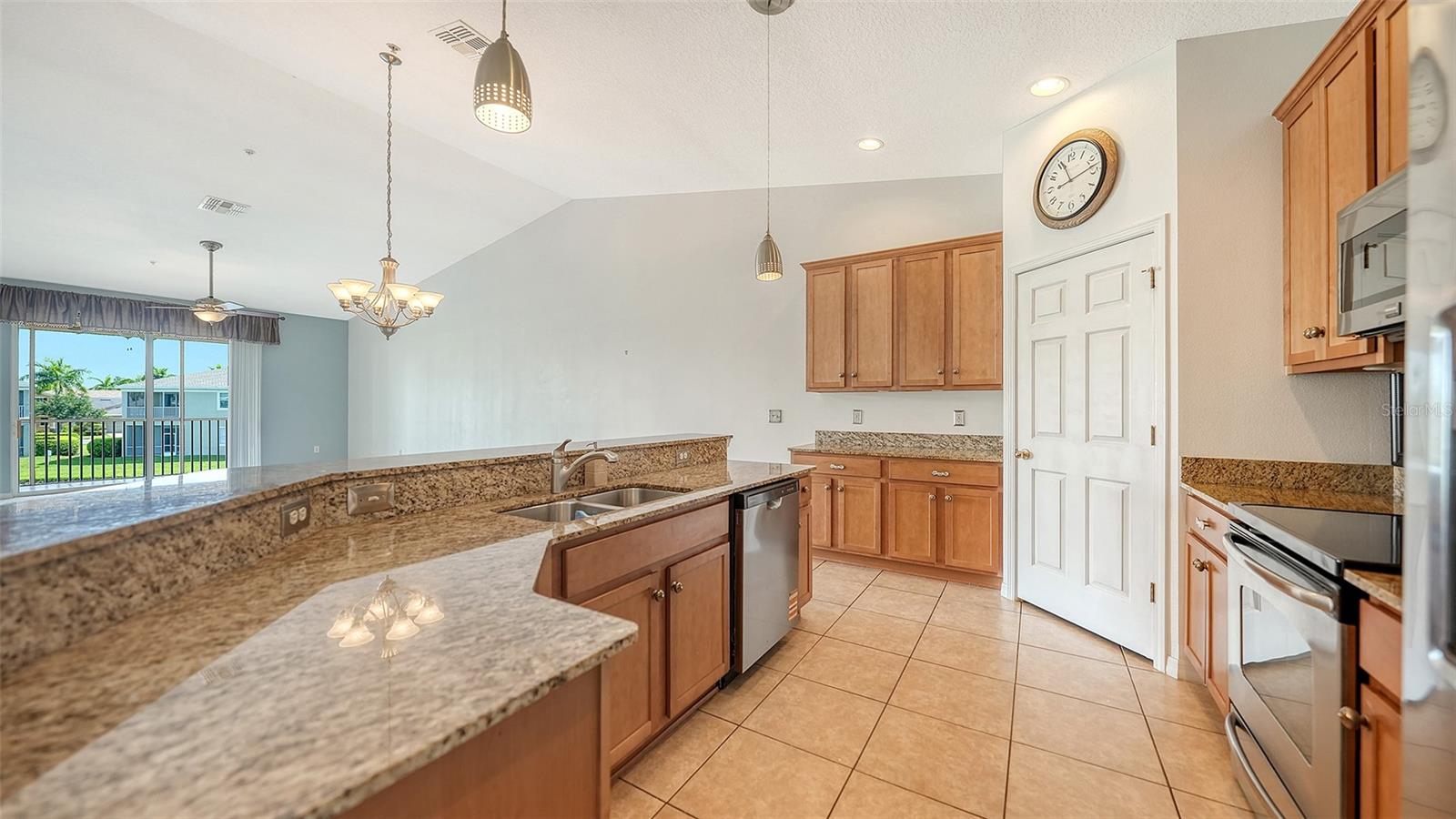 PALMER OAKS PH 1 & 2 - Residential Lease