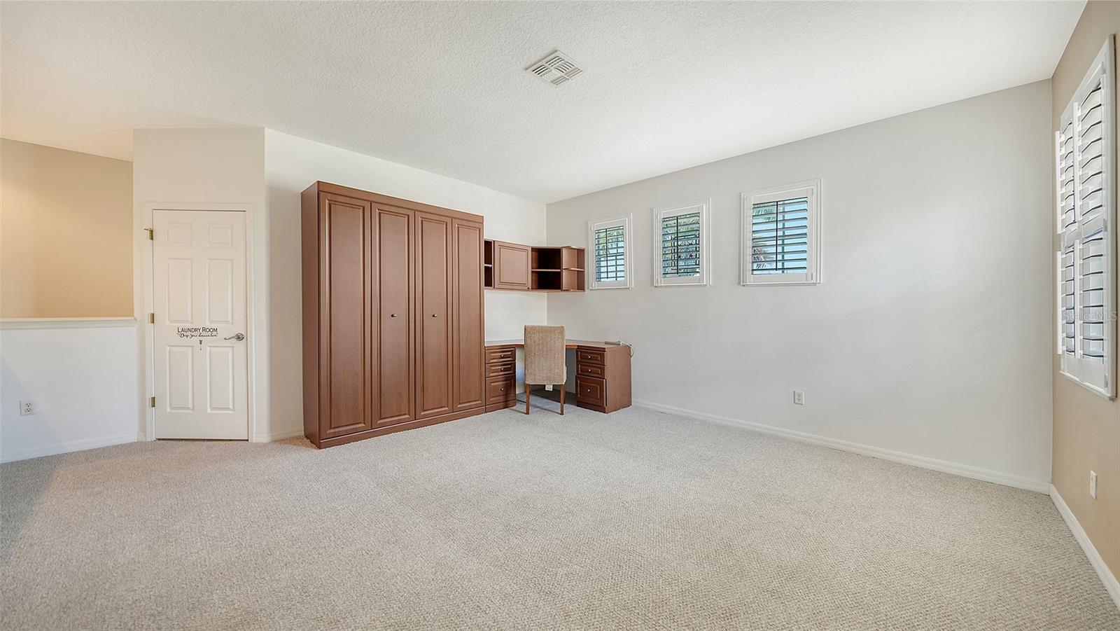 PALMER OAKS PH 1 & 2 - Residential Lease