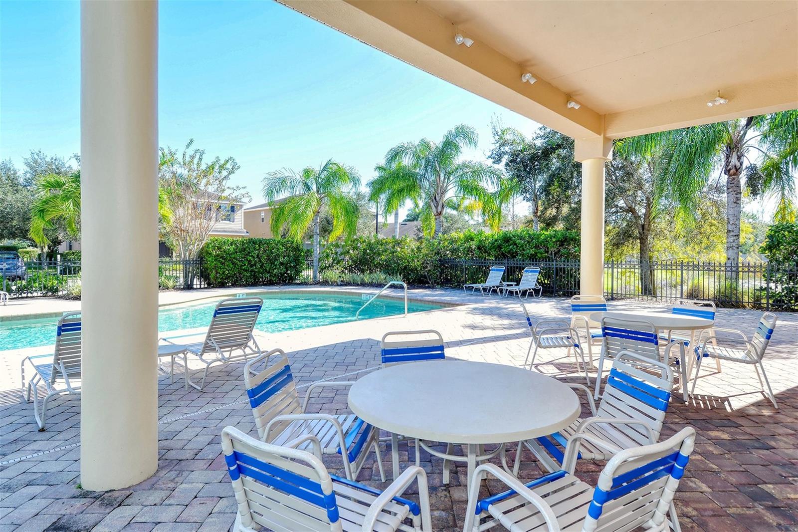 PALMER OAKS PH 1 & 2 - Residential Lease