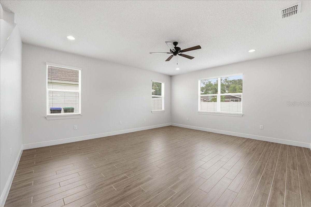 RESERVE/PK MANOR - Residential