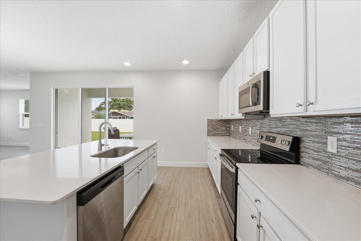 RESERVE/PK MANOR - Residential