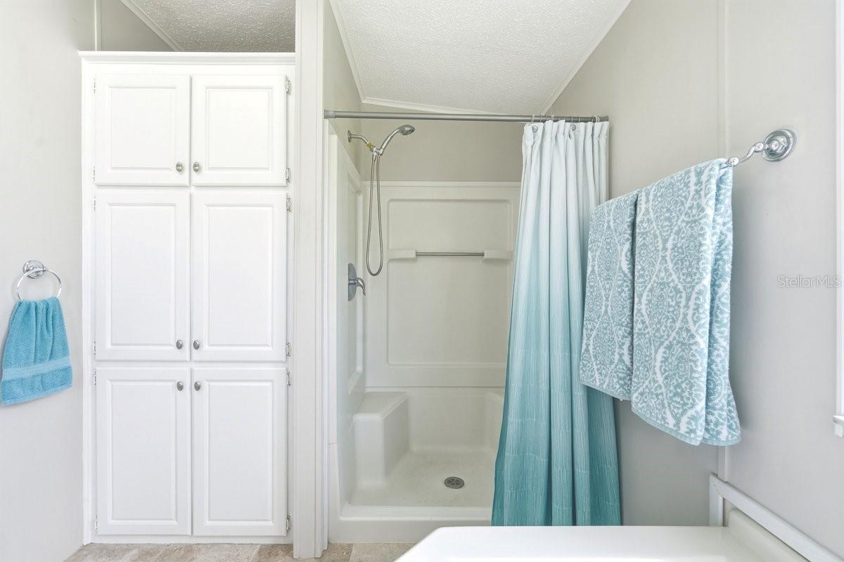 EDGEWATER LANDING PH 01 - Residential