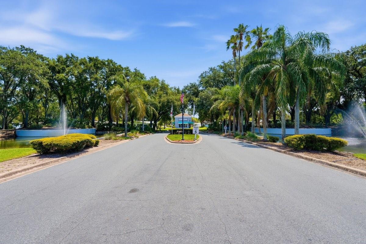 EDGEWATER LANDING PH 01 - Residential