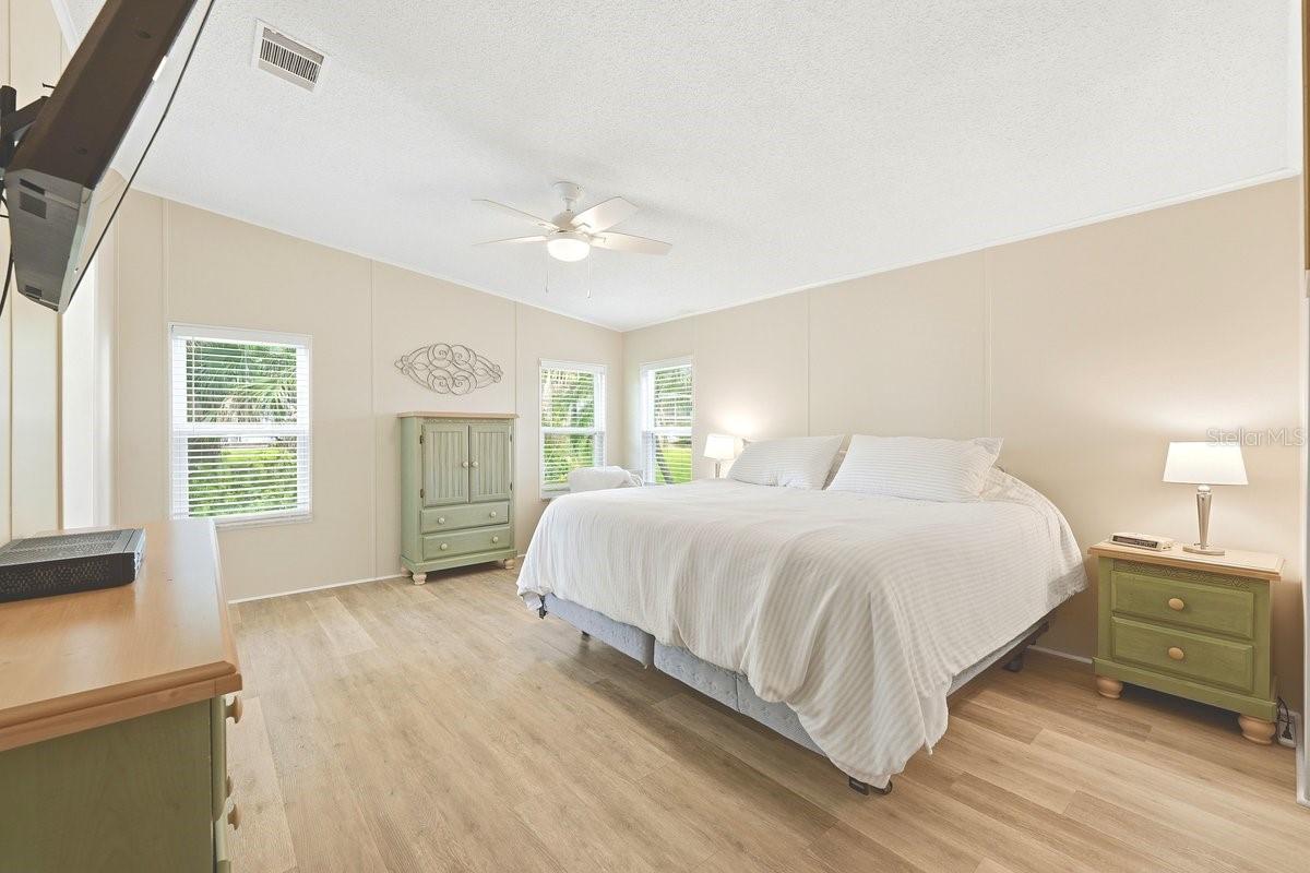 EDGEWATER LANDING PH 01 - Residential