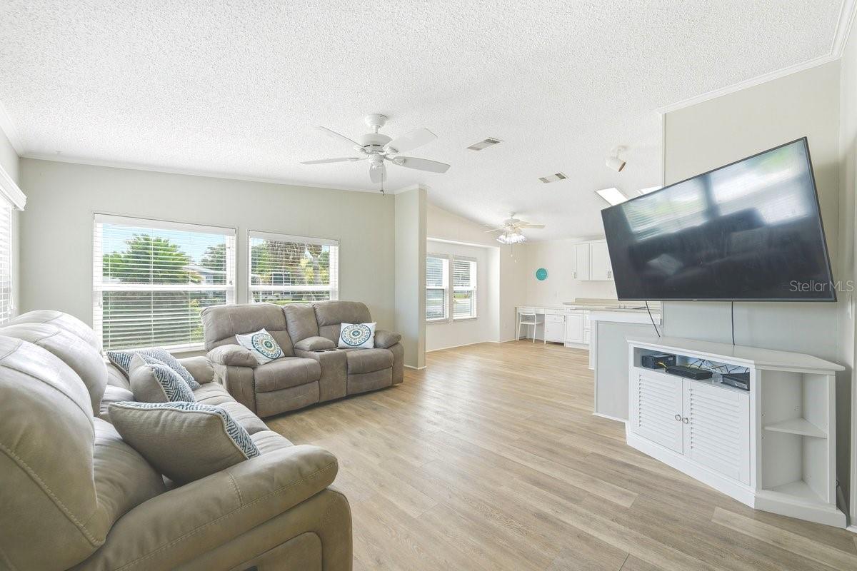 EDGEWATER LANDING PH 01 - Residential