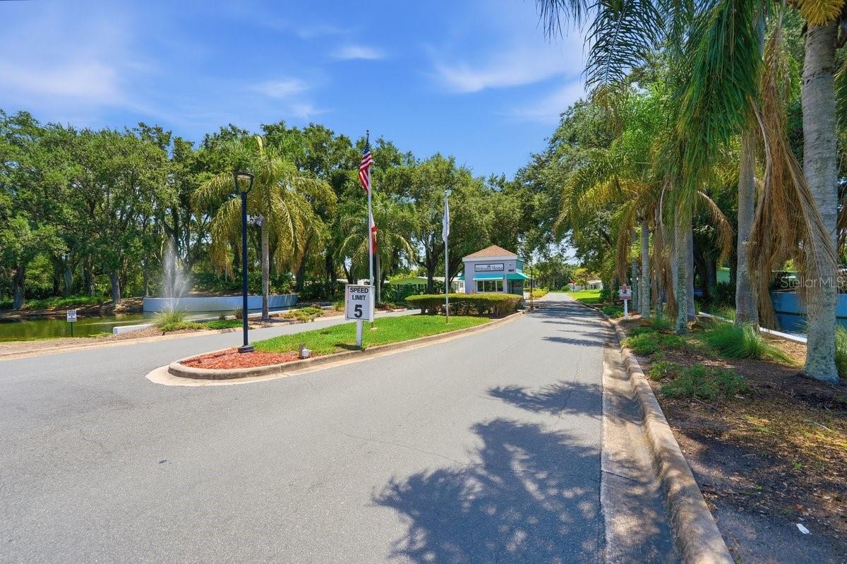 EDGEWATER LANDING PH 01 - Residential