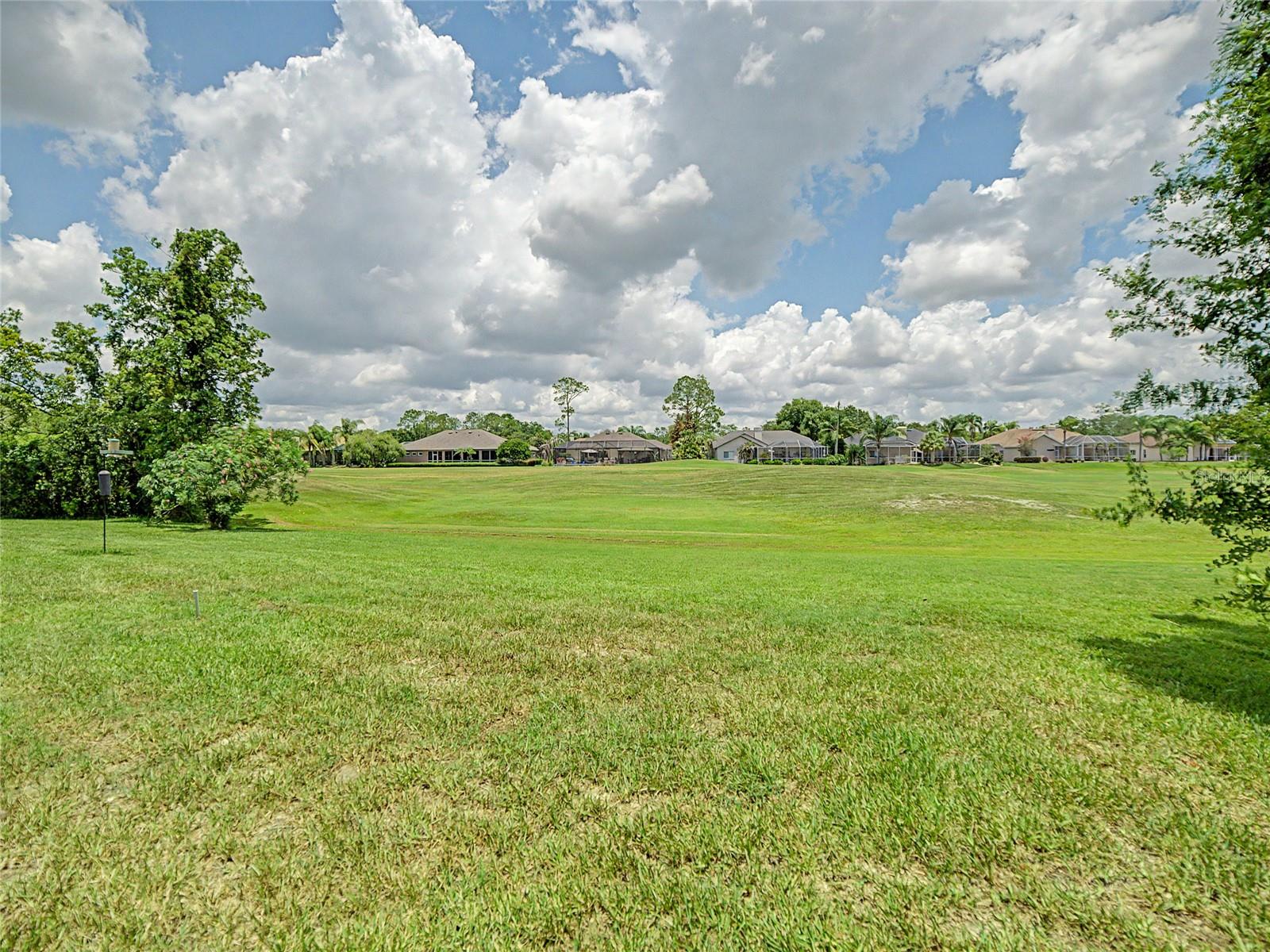 LAKE BERNADETTE - Residential