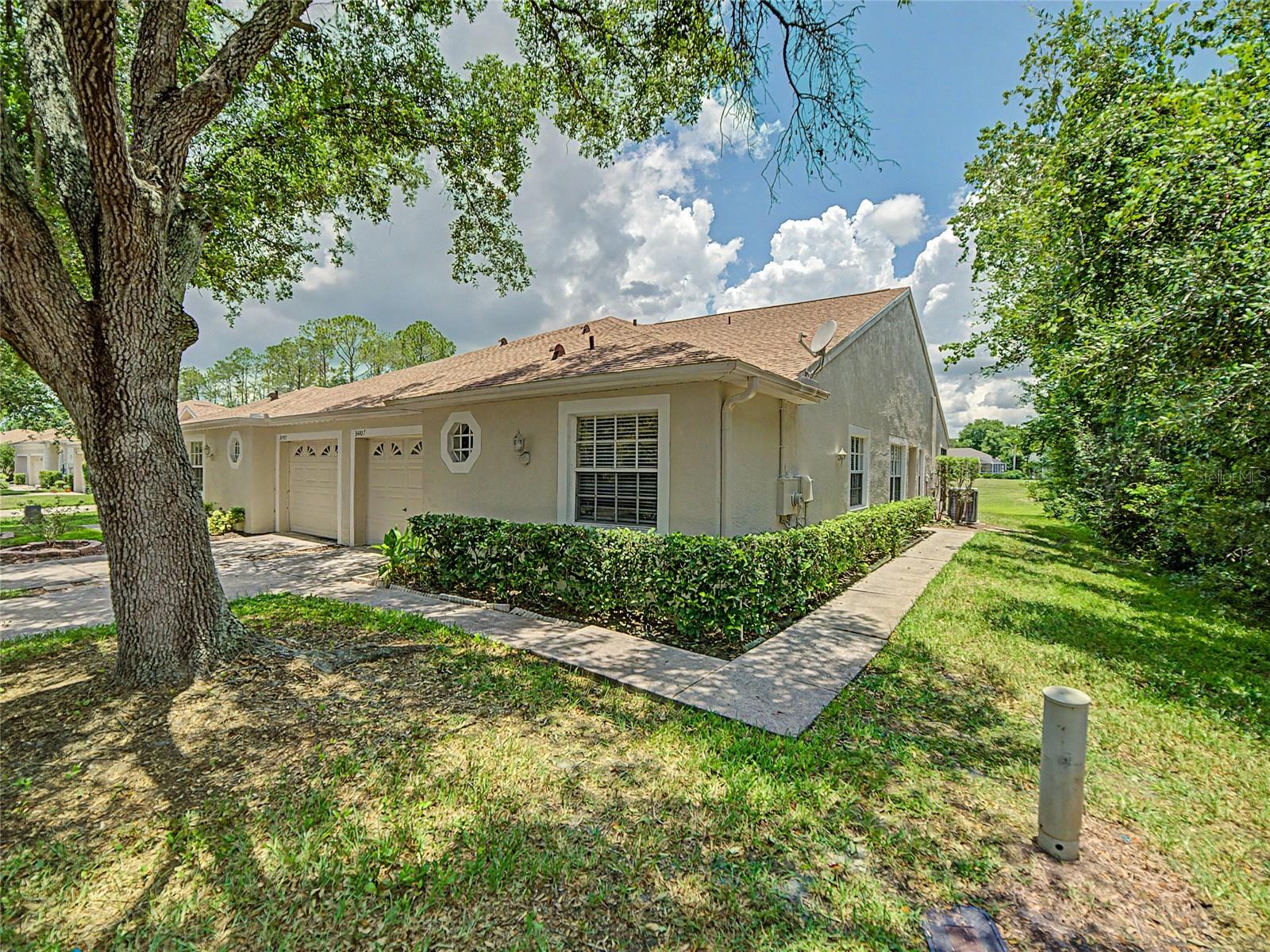 LAKE BERNADETTE - Residential