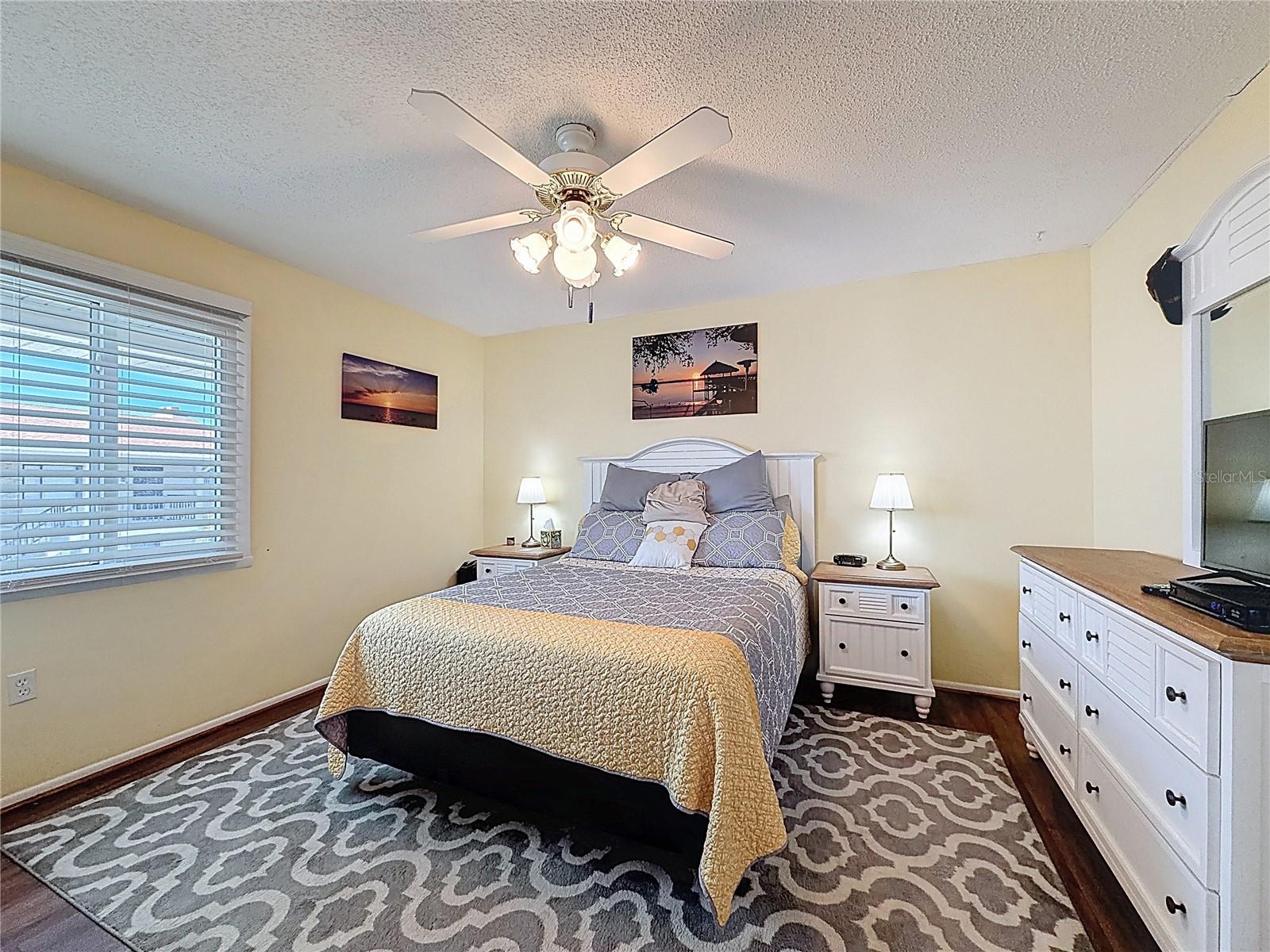 EAGLES POINT CONDO - Residential
