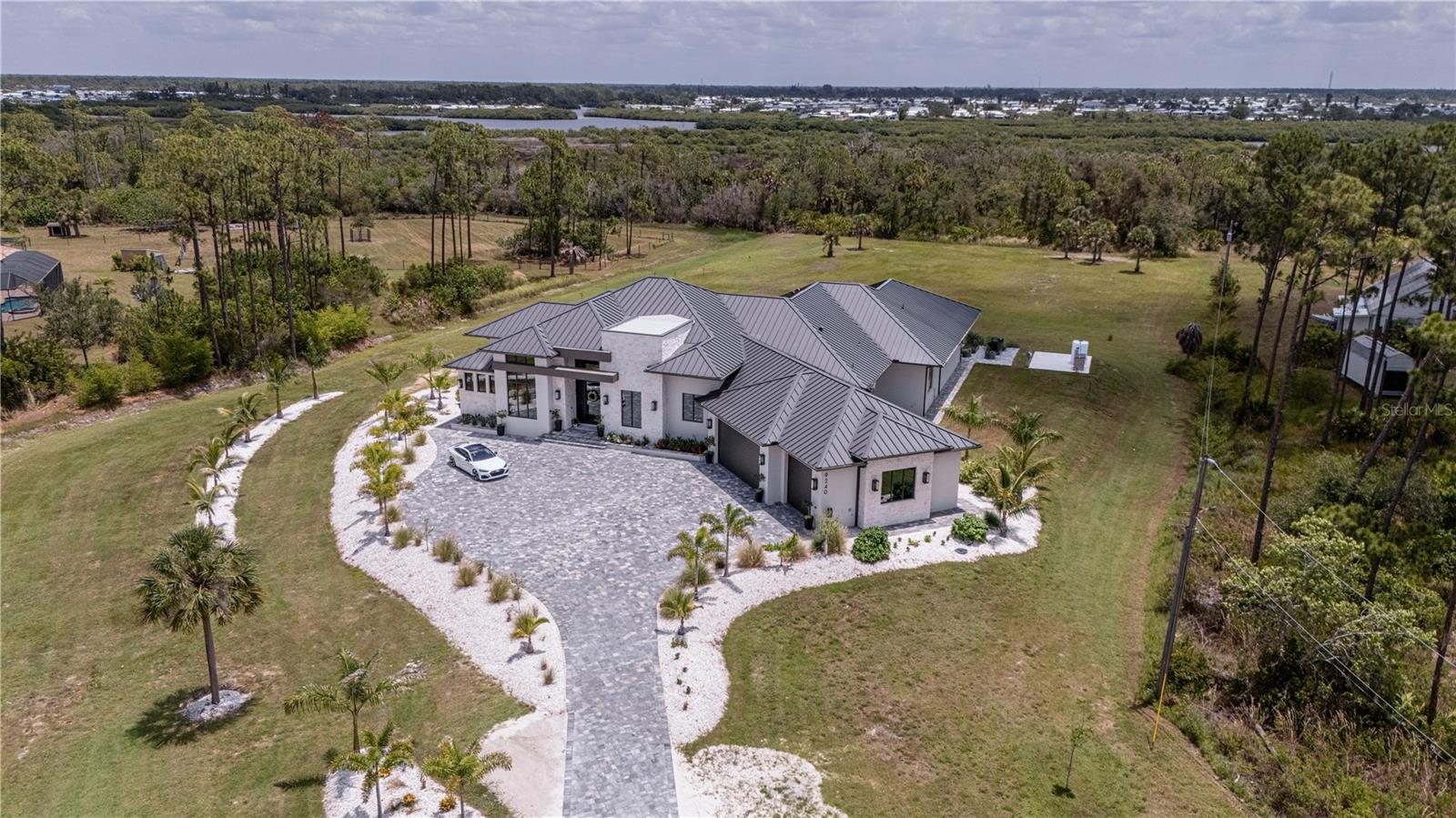 LAKE GERALDINE - Residential
