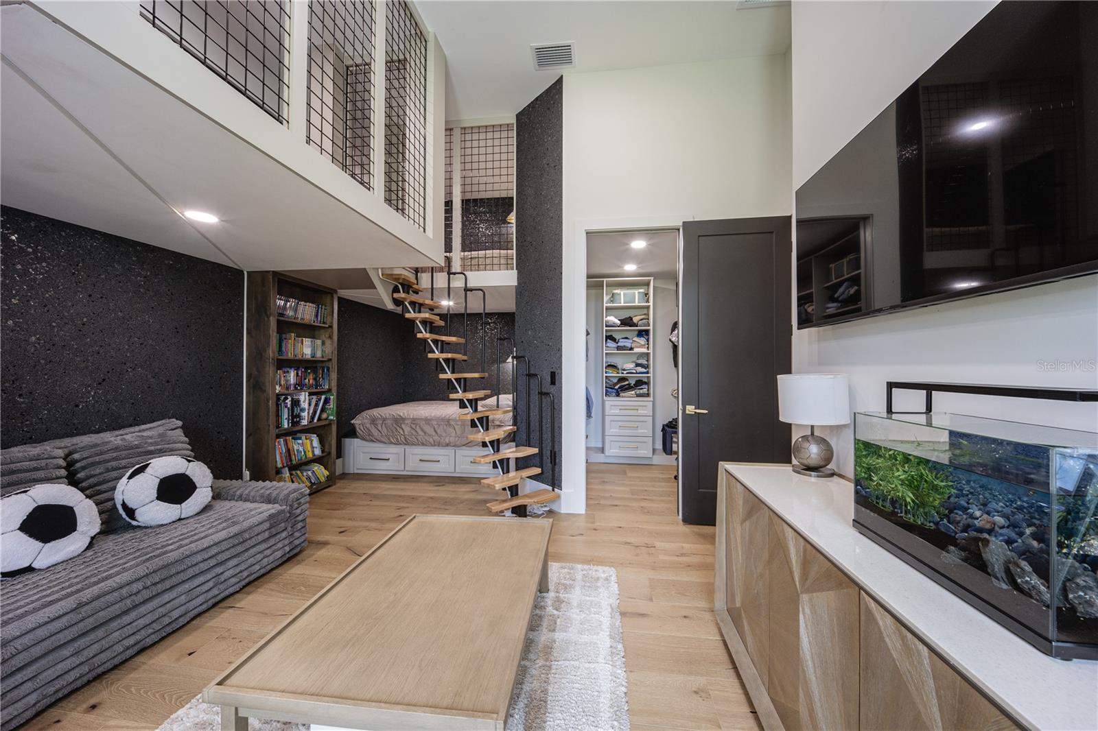 LAKE GERALDINE - Residential