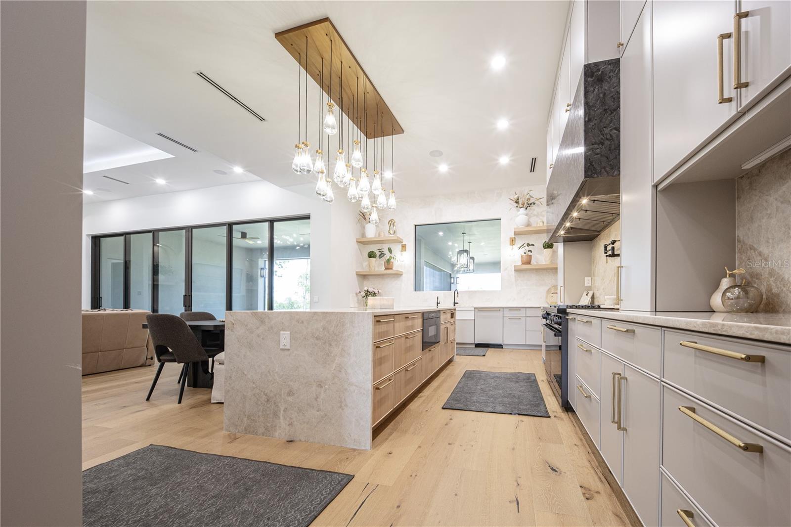 LAKE GERALDINE - Residential