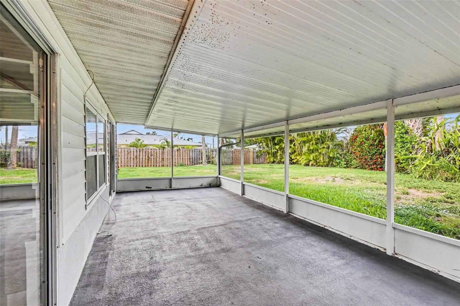 GULF & BAY ESTATES BLOCKS 4-7 - Residential