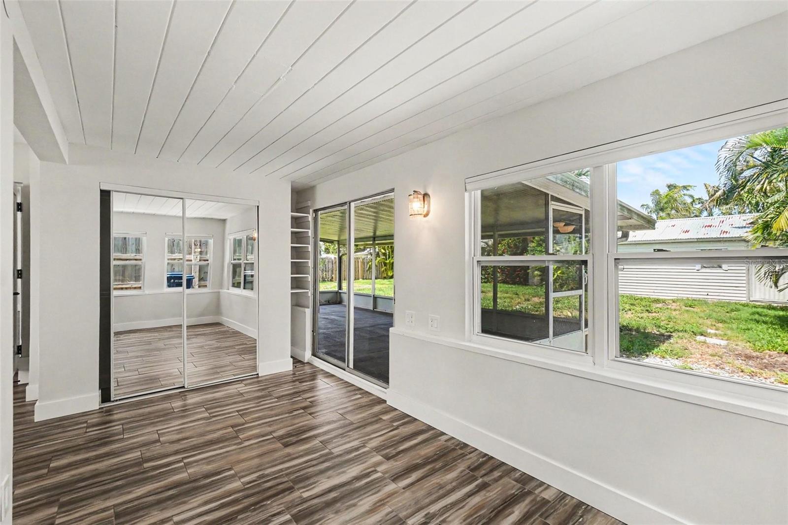 GULF & BAY ESTATES BLOCKS 4-7 - Residential