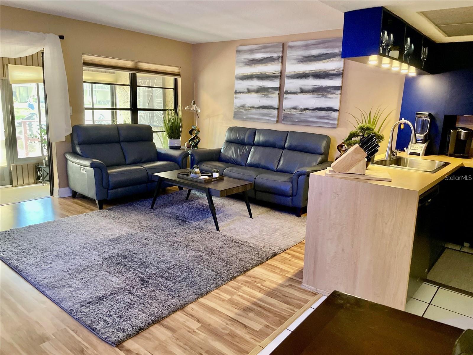 LAKE TARPON VILLAS CONDO - Residential