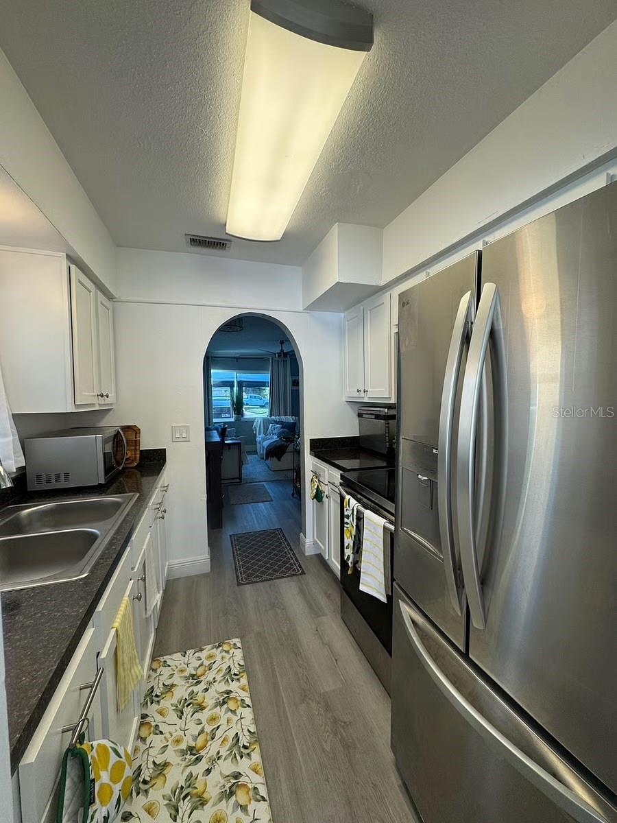 LEWIS ISLAND SEC 3 - Residential Lease