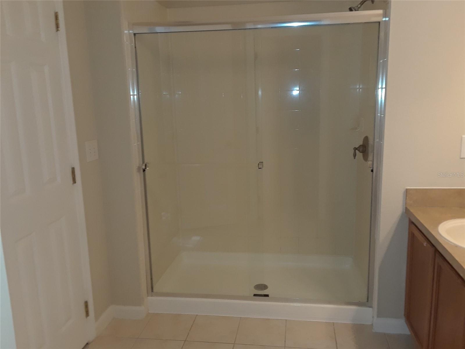 TRAFALGAR VILLAGE PH 1 - Residential Lease