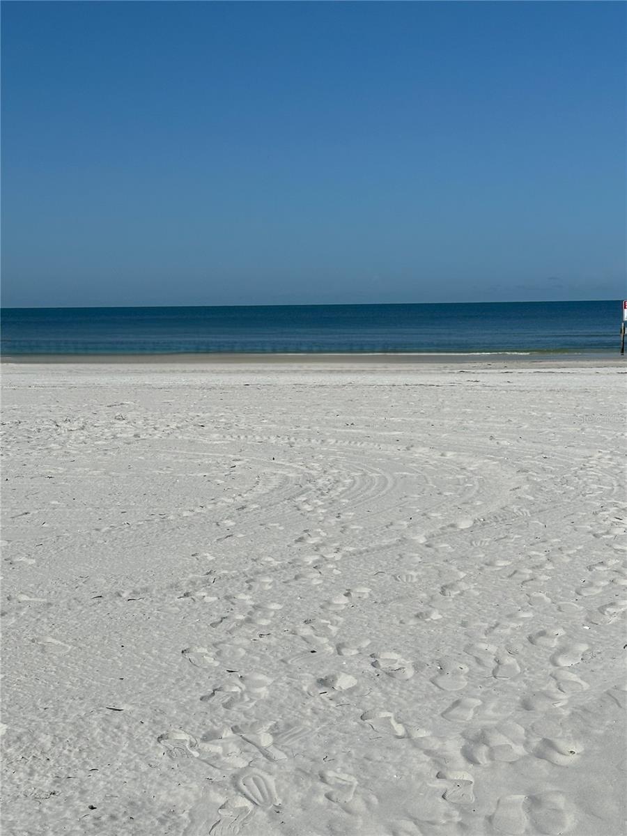 SURFSIDE CABANA CLUB REV - Land