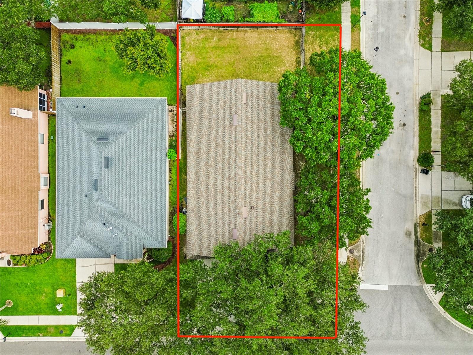 THE ENCLAVE AT ALOMA WOODS PH 4 - Residential