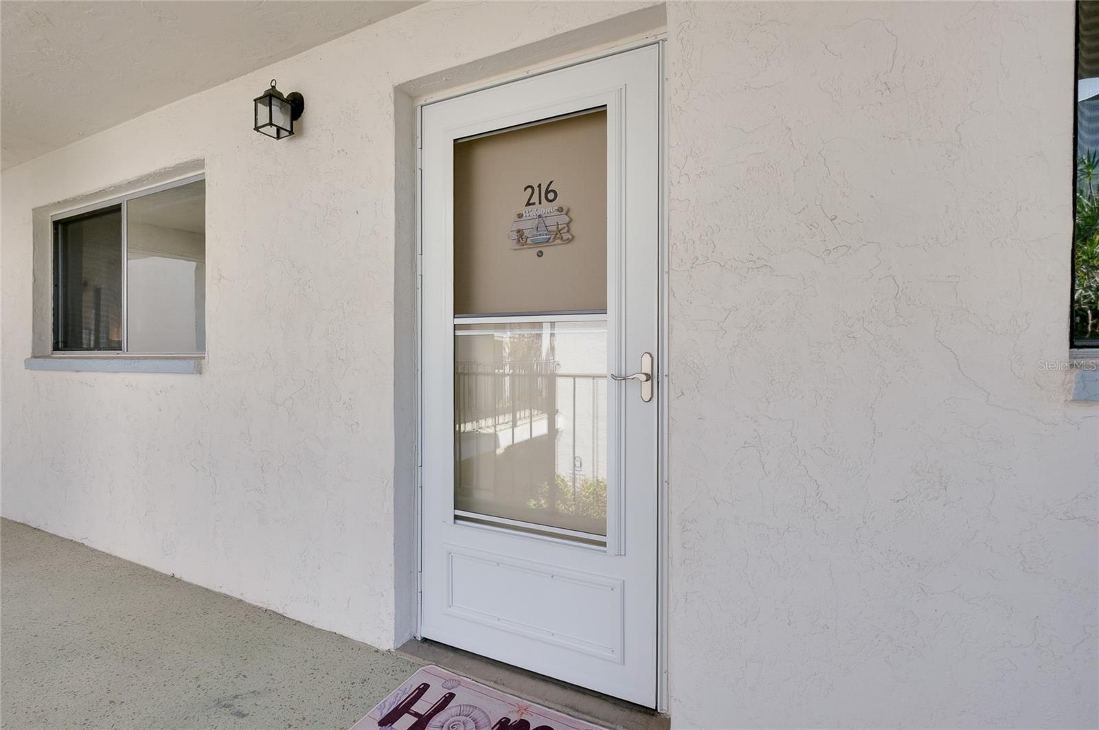 HOLIDAY APTS - Residential