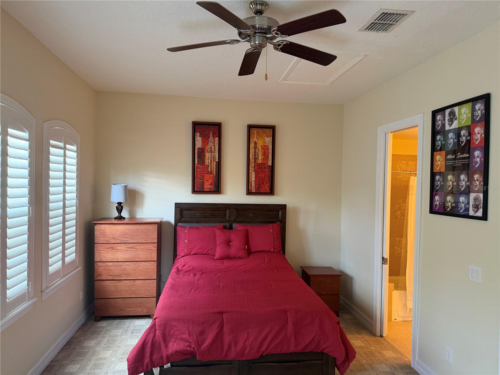 BUNGALOW PARK CONDOS - Residential Lease