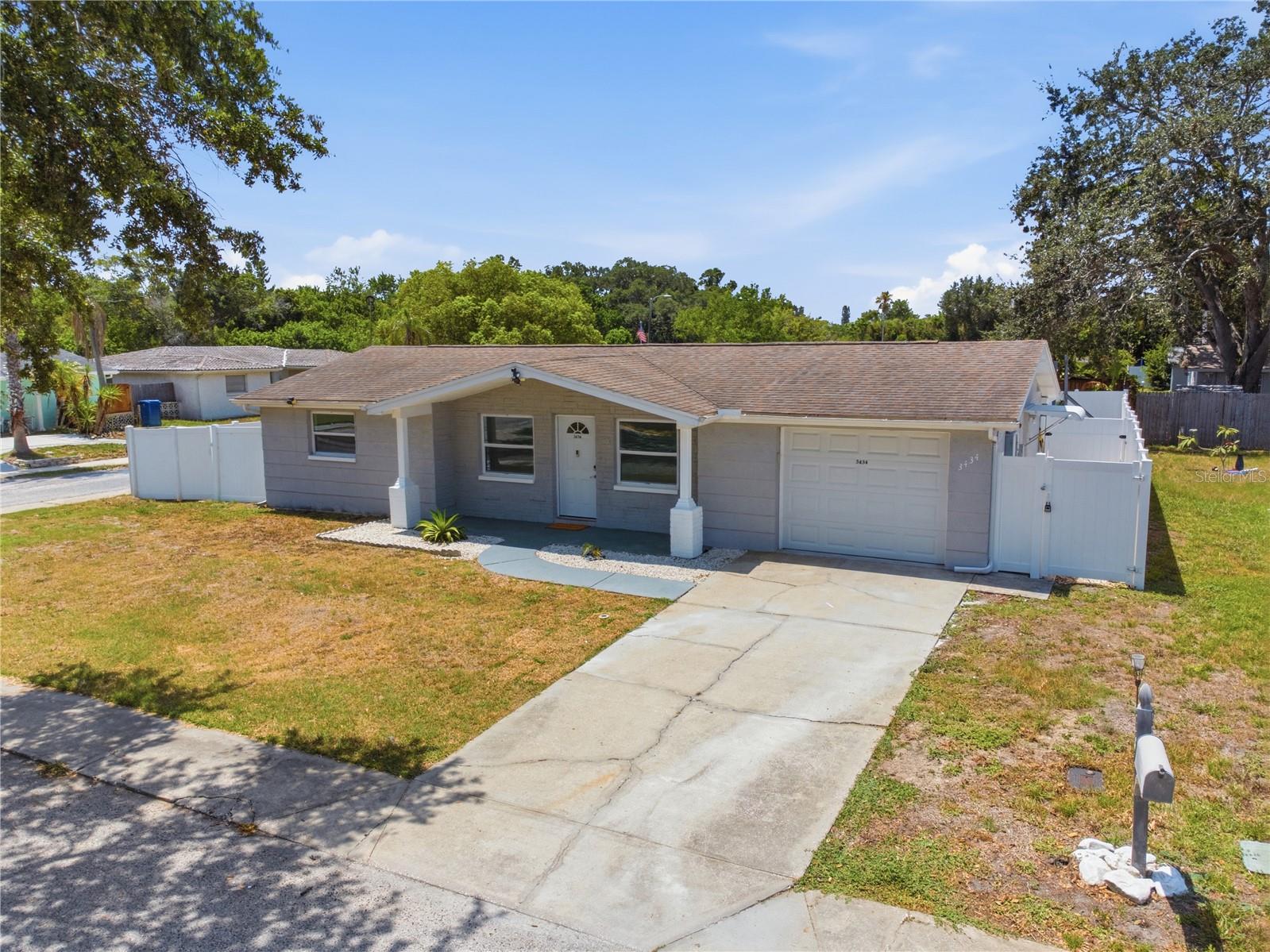 HOLIDAY LAKE ESTATES - Residential