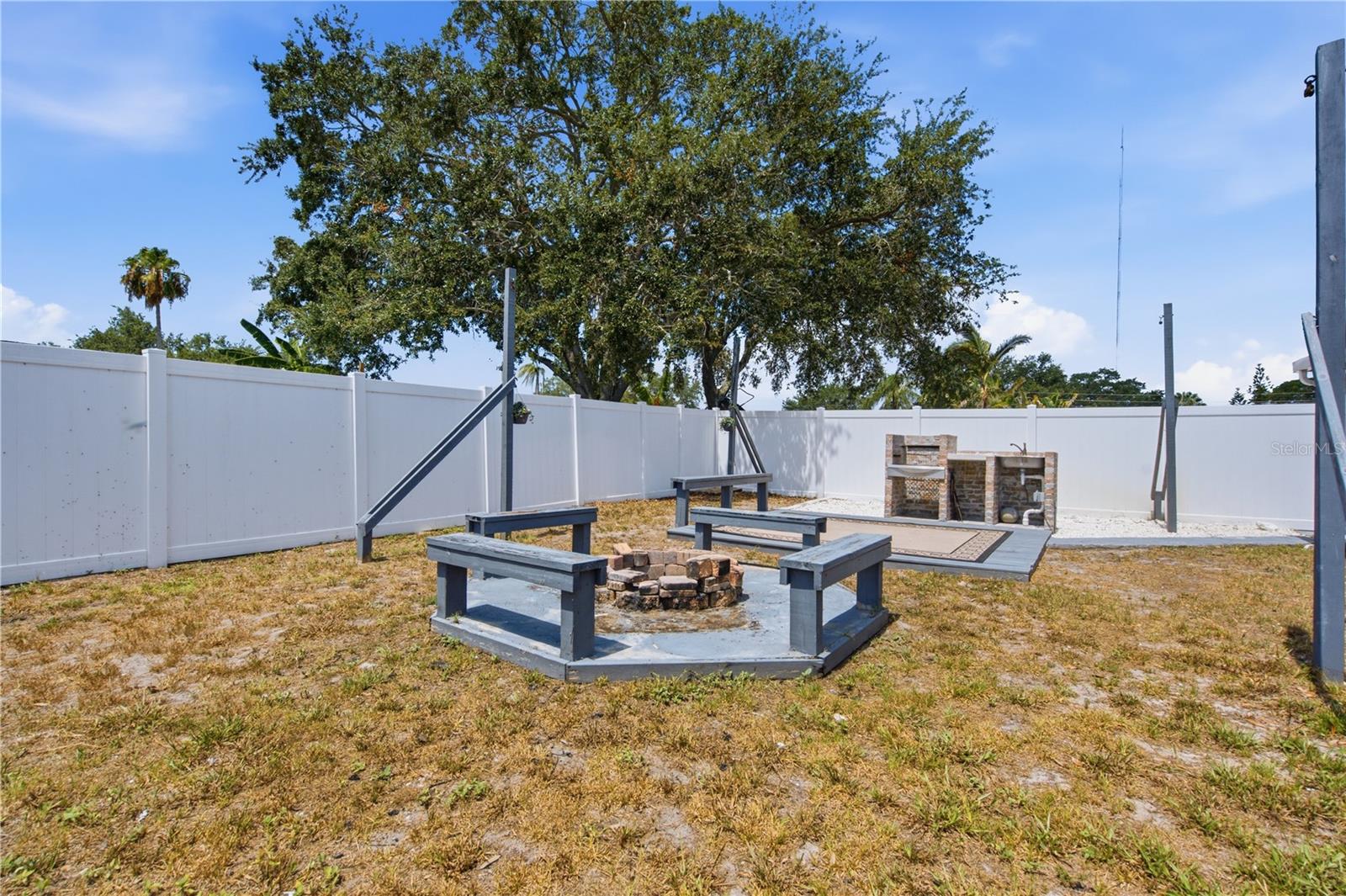 HOLIDAY LAKE ESTATES - Residential