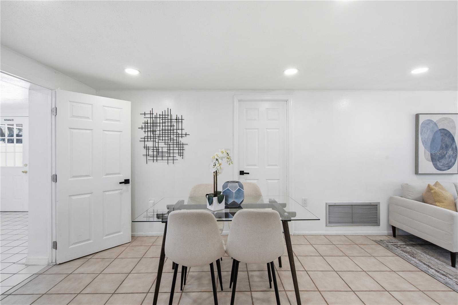 HOLIDAY LAKE ESTATES - Residential