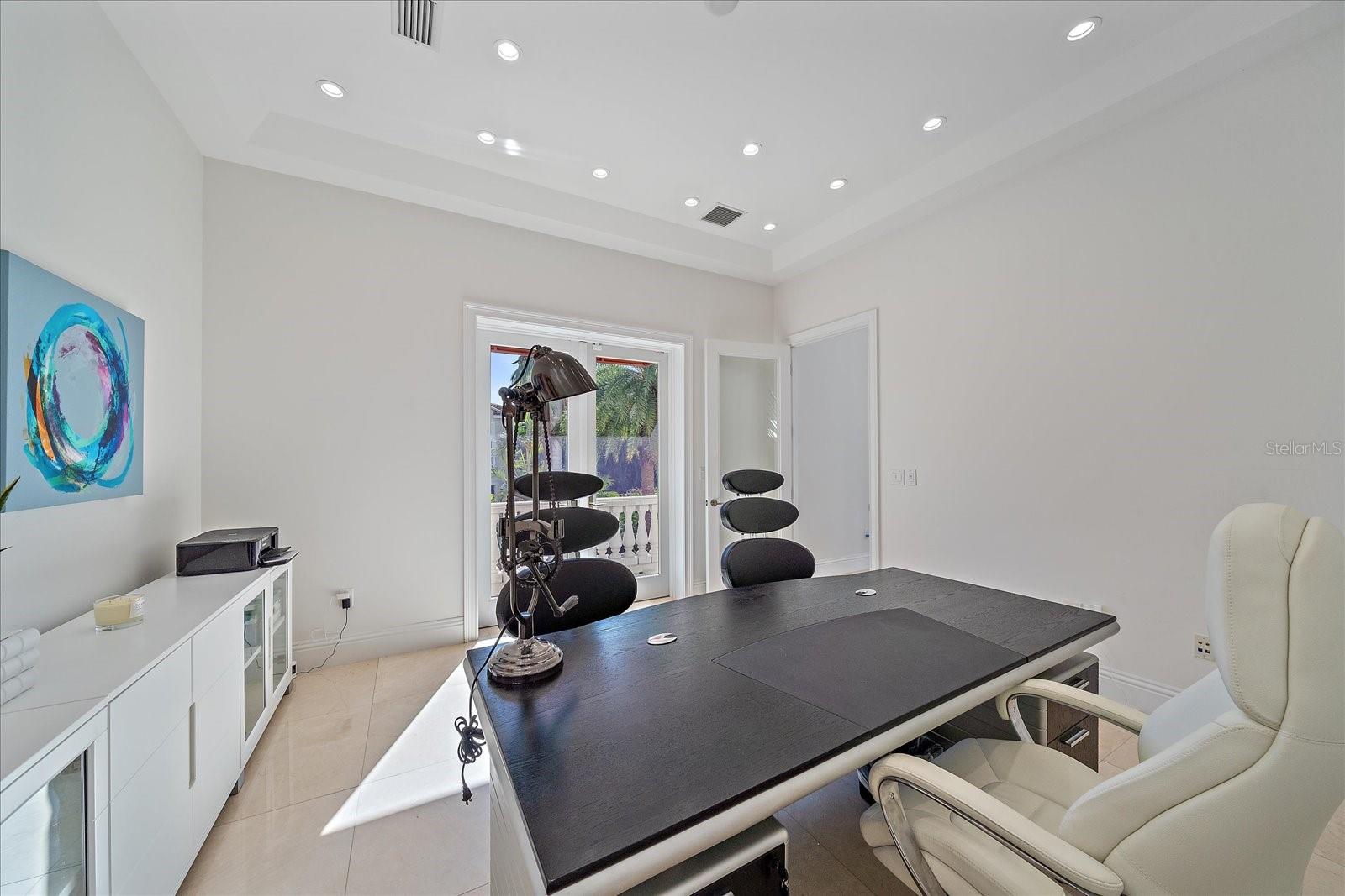 ROBERTS POINT 2 - Residential