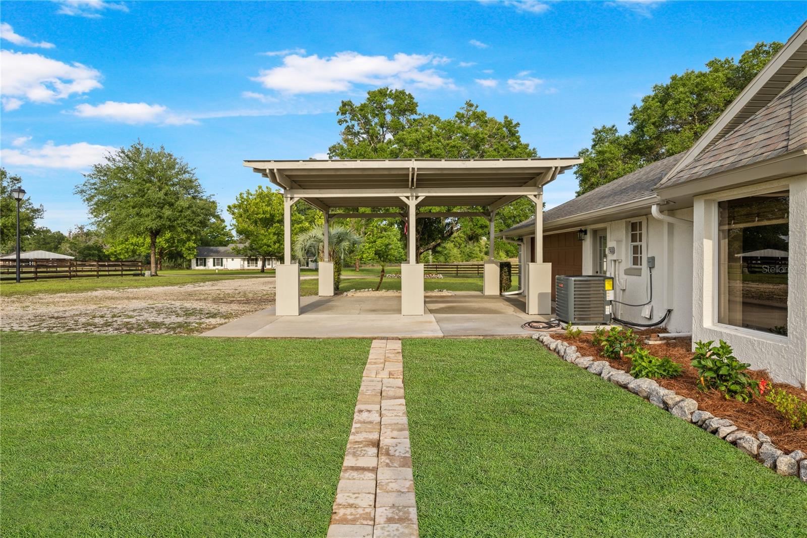 NORRIS DUPONT & GAUDRY GRANT - Residential