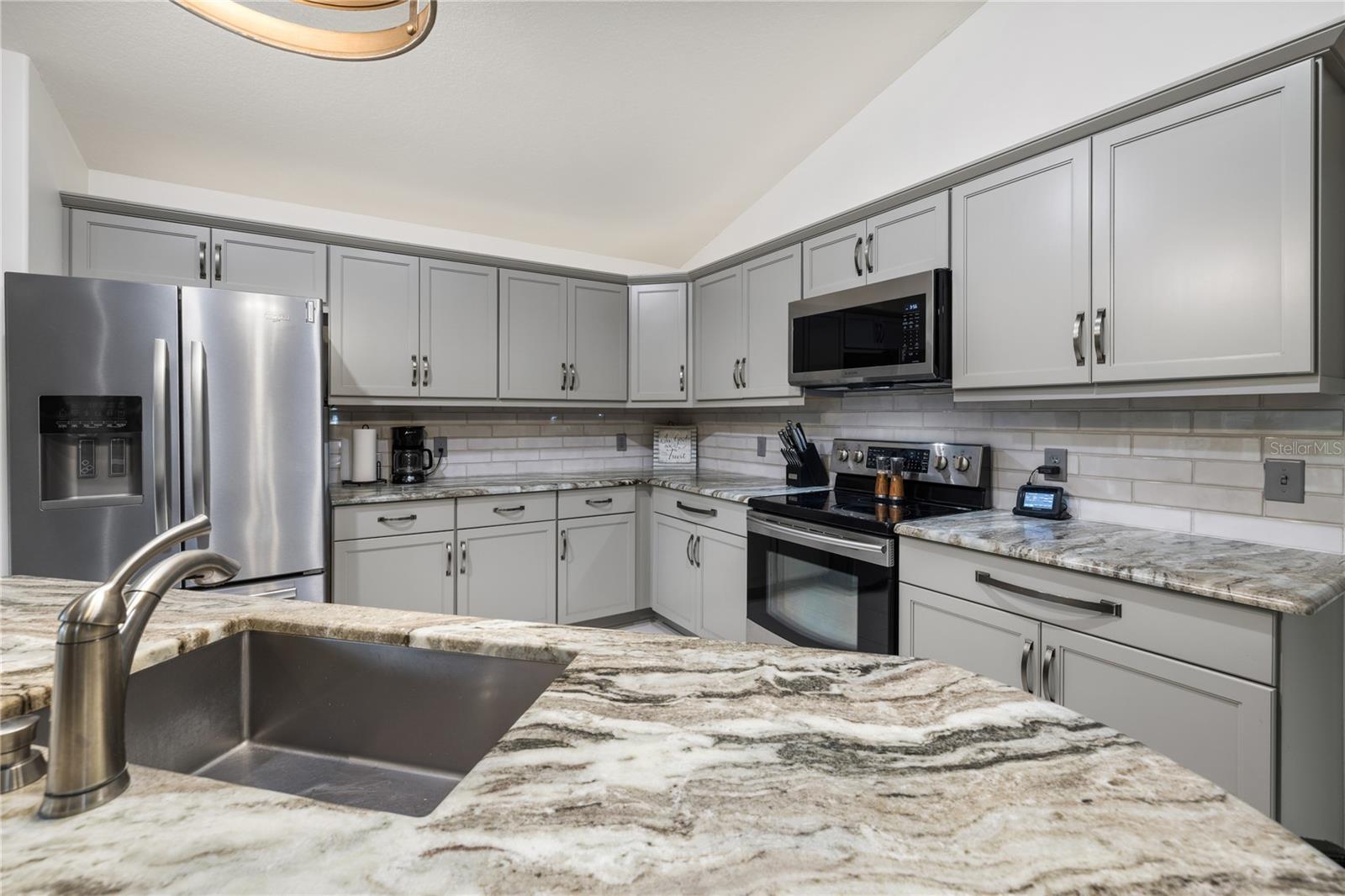 NORRIS DUPONT & GAUDRY GRANT - Residential