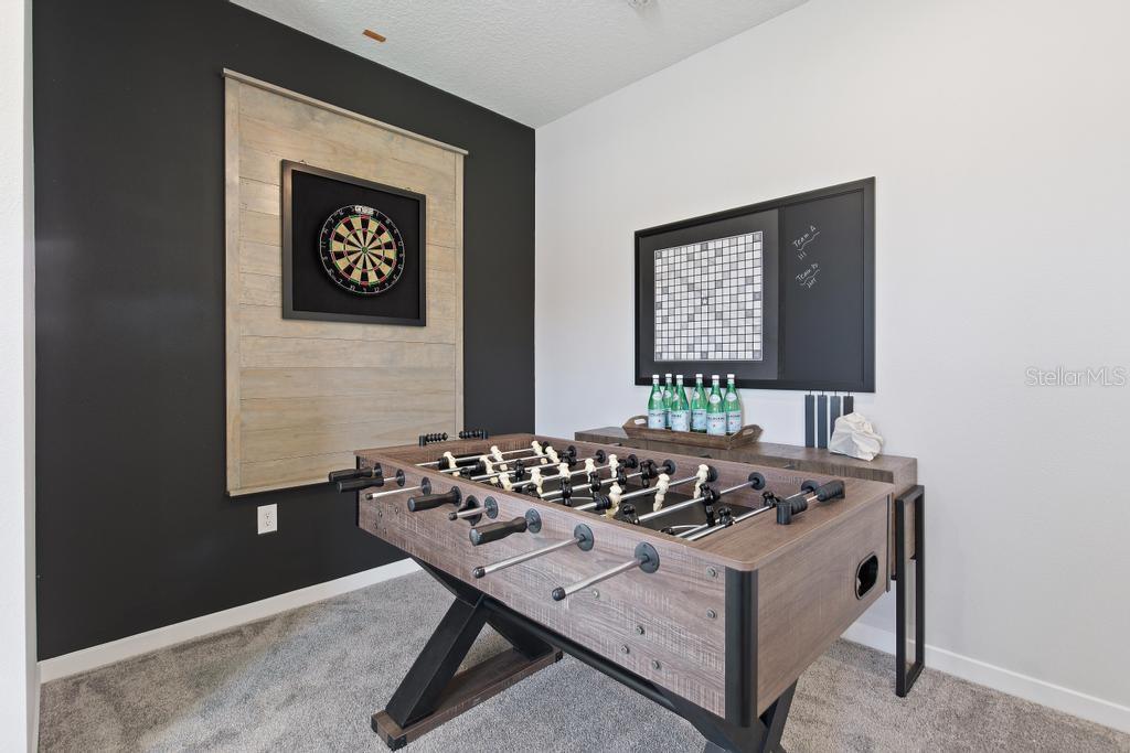 SEMINOLE PALMS PH 1 - Residential