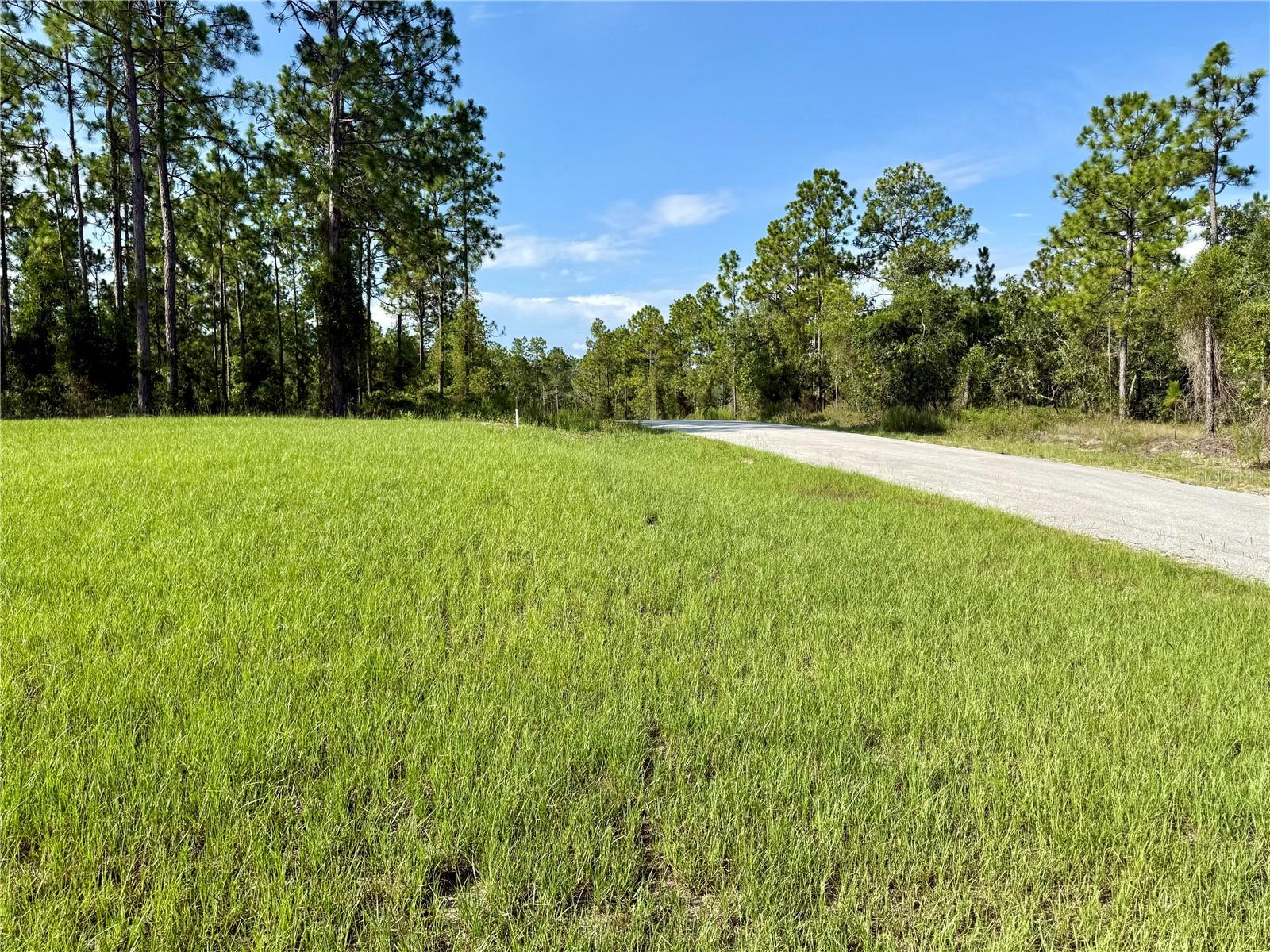 RAINBOW LAKES ESTATE - Residential