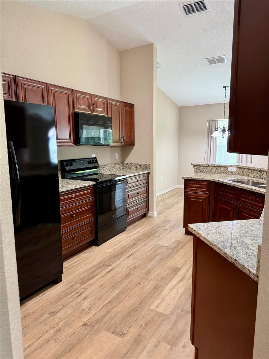 RAINBOW LAKES ESTATE - Residential