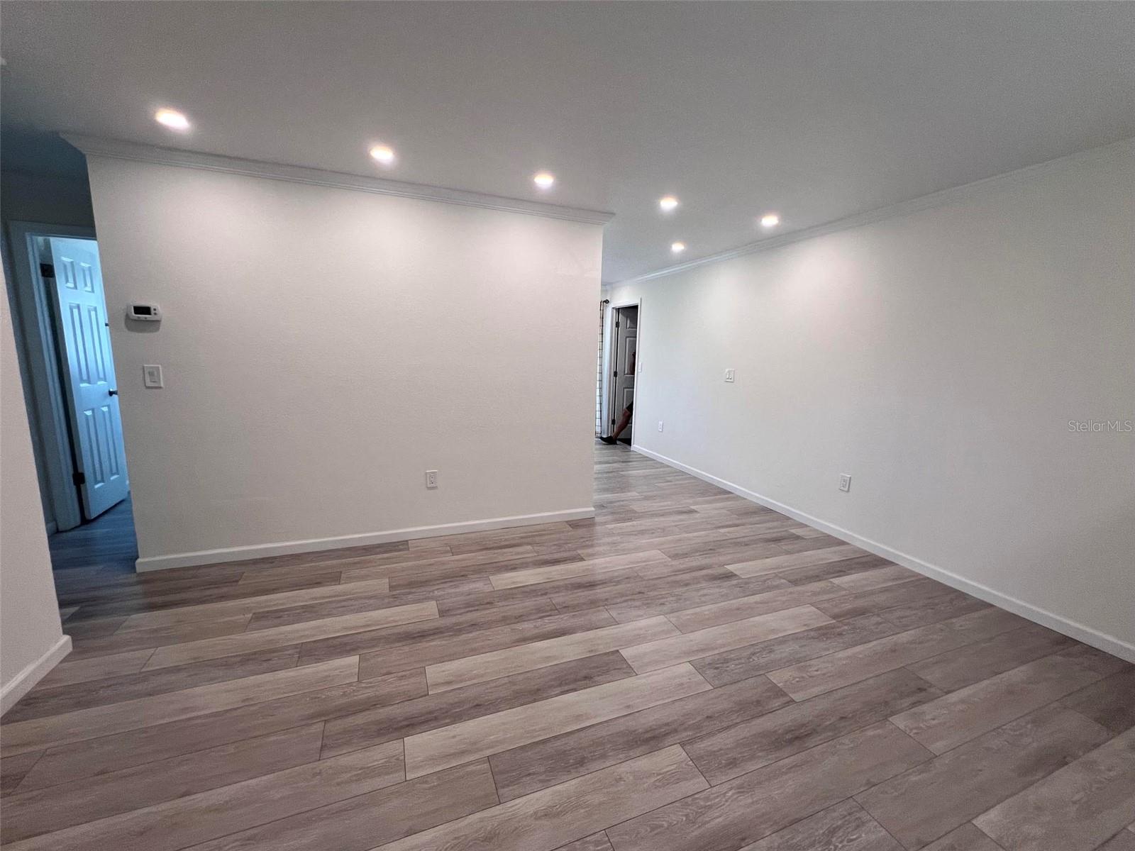 SEVEN SPGS HOMES - Residential Lease