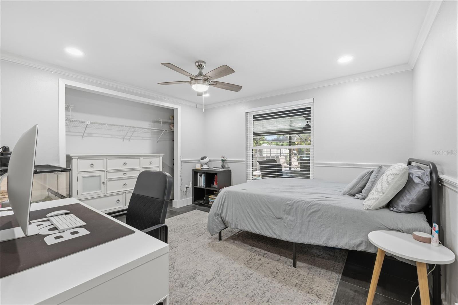 COUNTRY RUN UNIT 1 - Residential