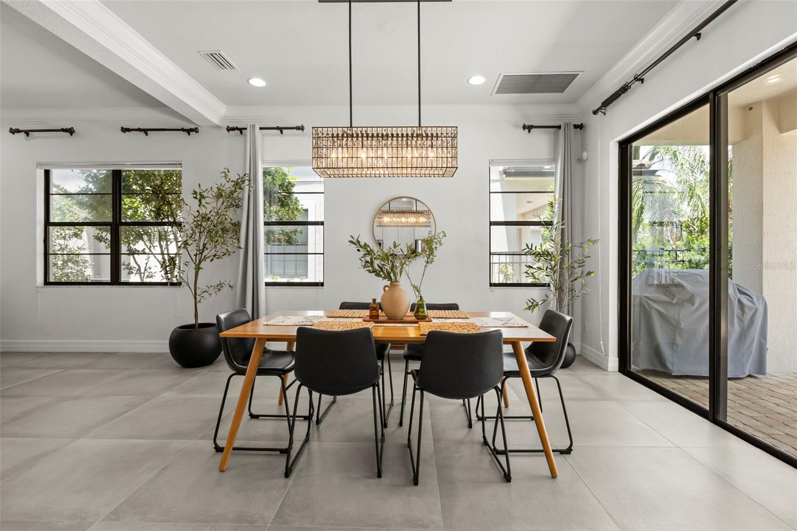 EAGLE CREEK - Residential