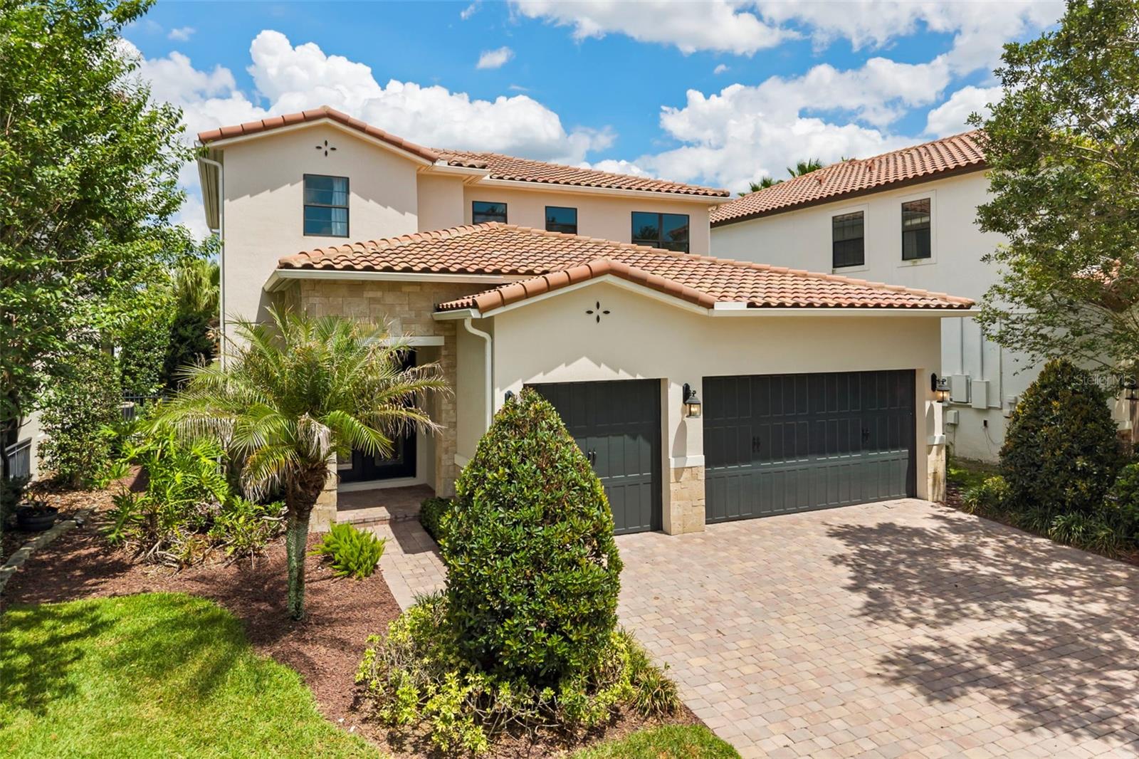 EAGLE CREEK - Residential