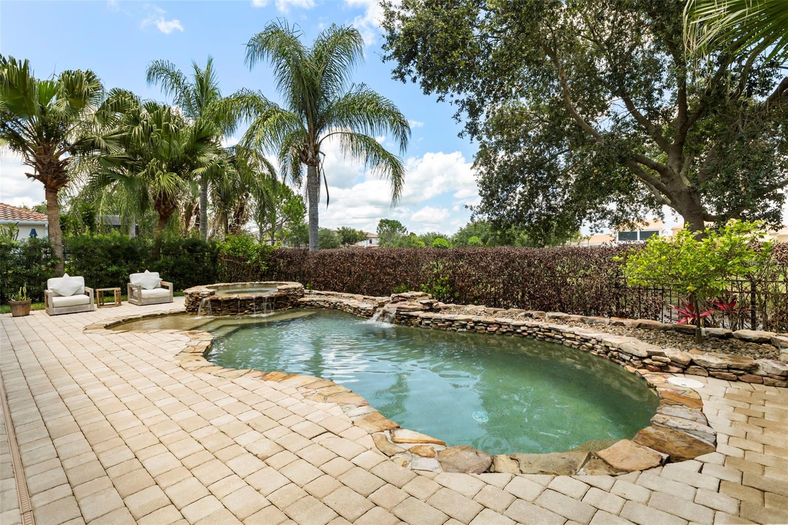 EAGLE CREEK - Residential