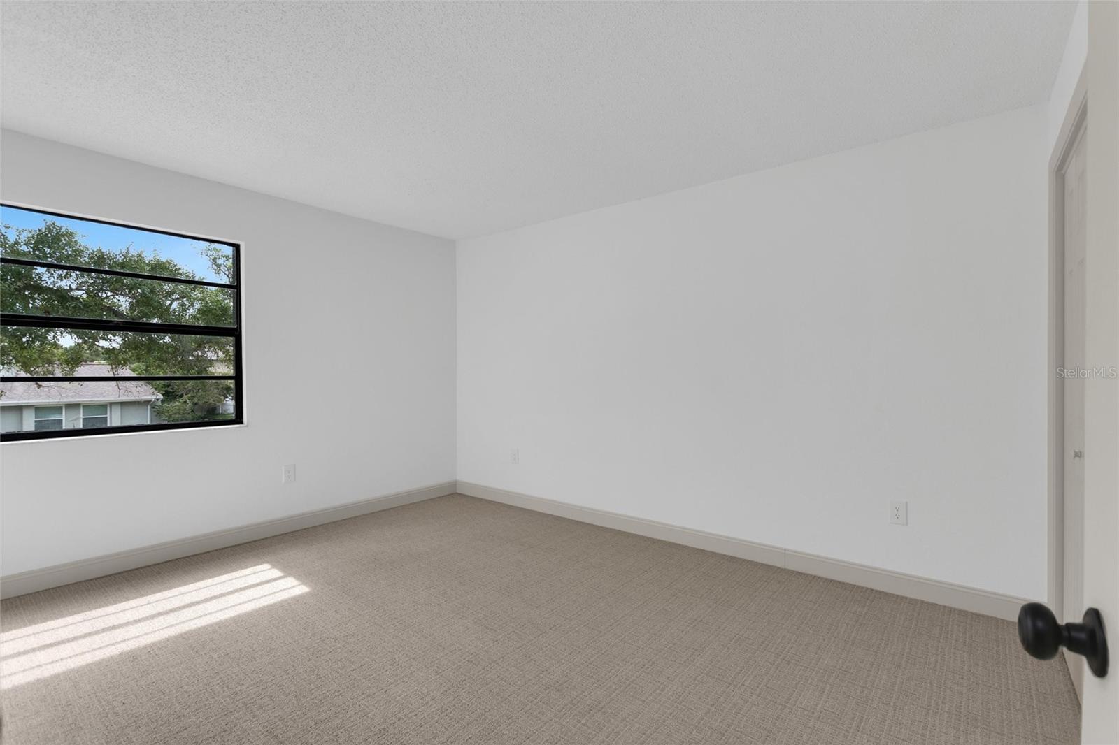 LAKE ST GEORGE-UNIT 1 - Residential