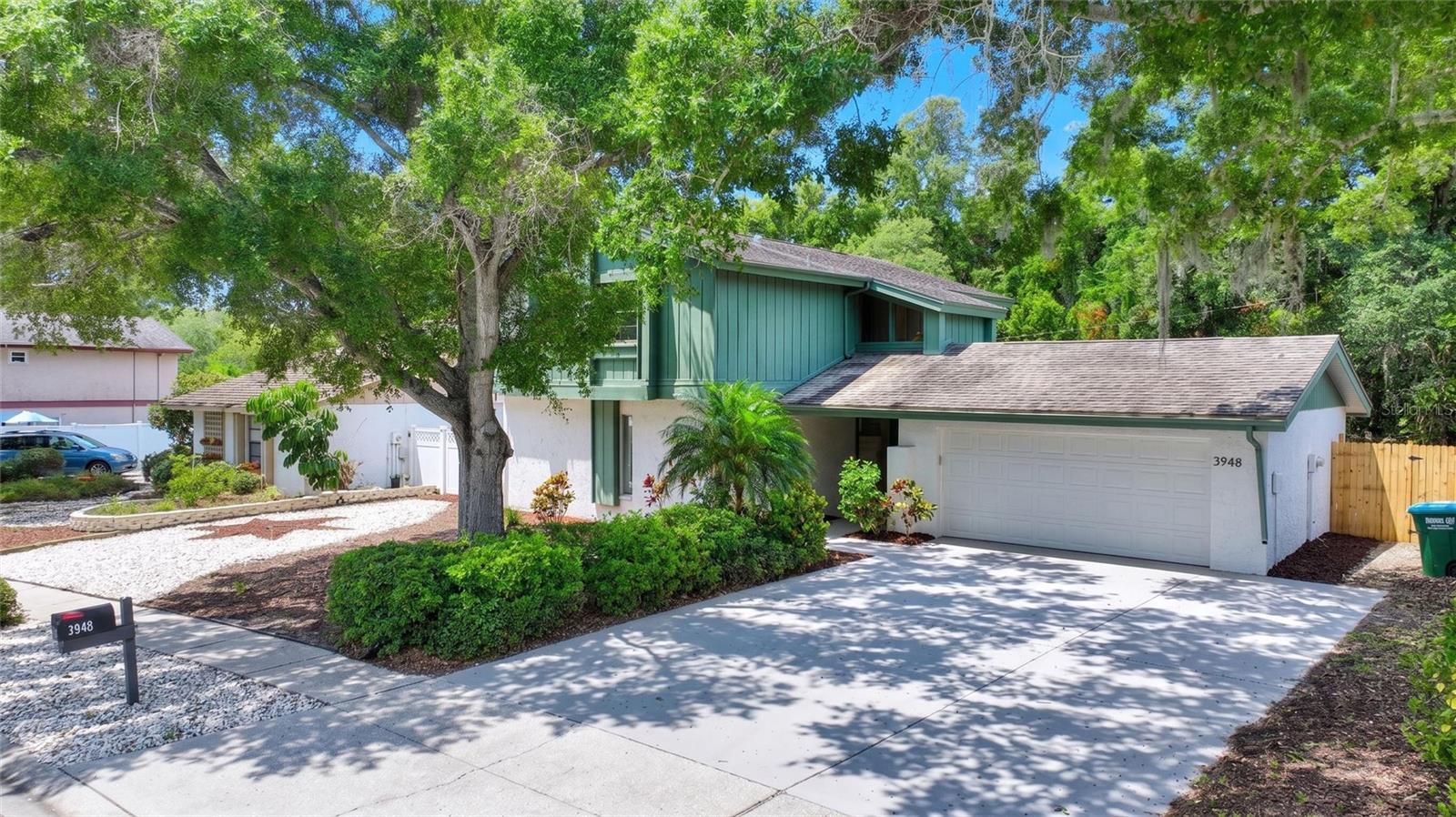 LAKE ST GEORGE-UNIT 1 - Residential