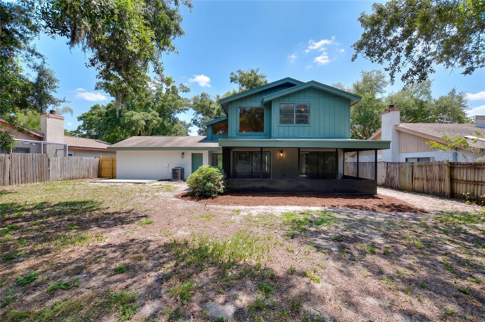 LAKE ST GEORGE-UNIT 1 - Residential