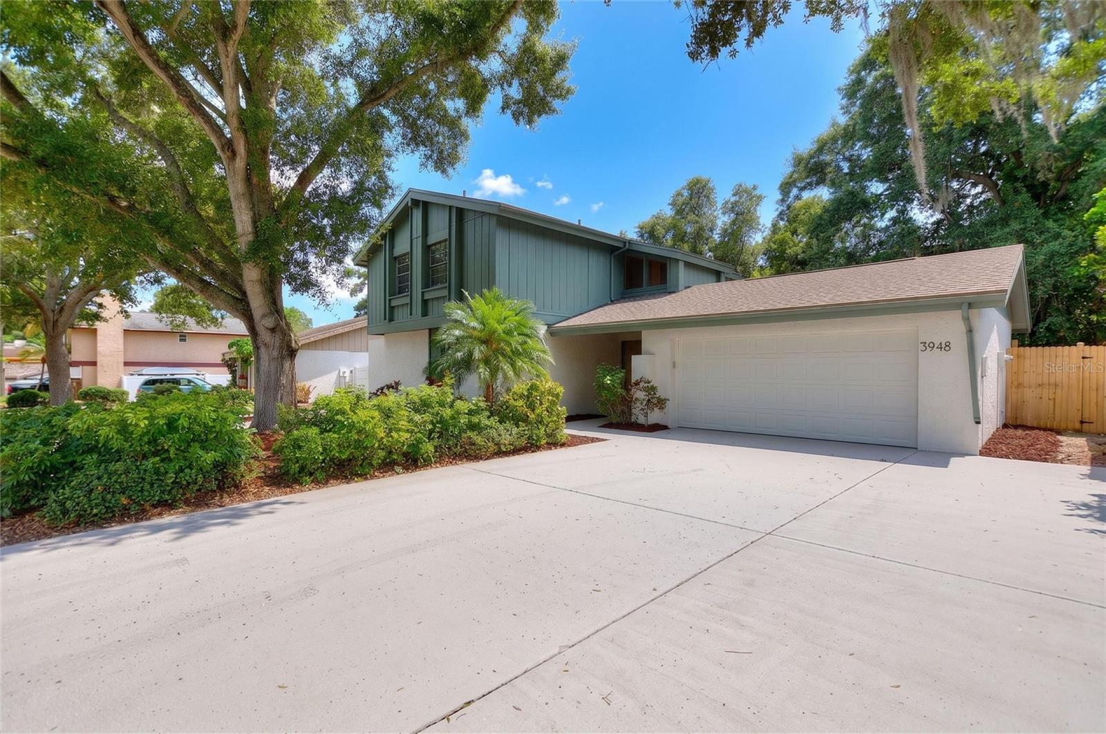 LAKE ST GEORGE-UNIT 1 - Residential