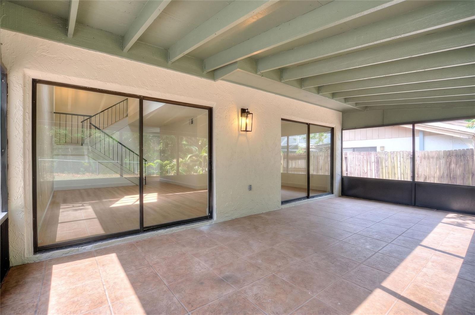 LAKE ST GEORGE-UNIT 1 - Residential