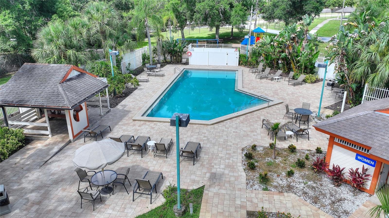 LAKE ST GEORGE-UNIT 1 - Residential