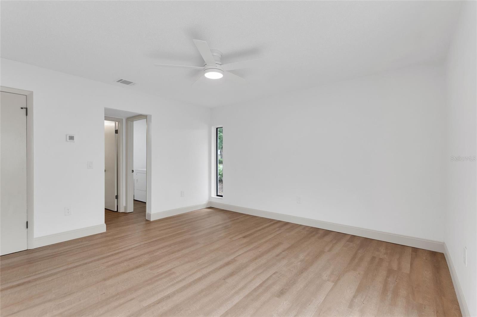 LAKE ST GEORGE-UNIT 1 - Residential