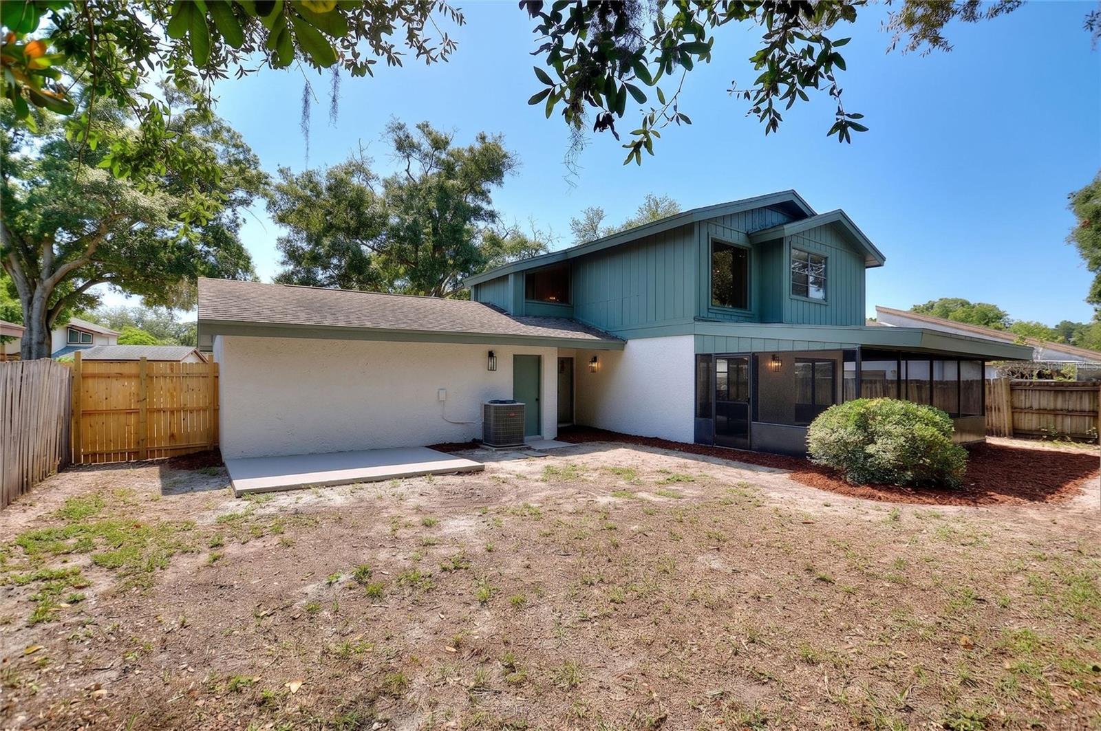 LAKE ST GEORGE-UNIT 1 - Residential