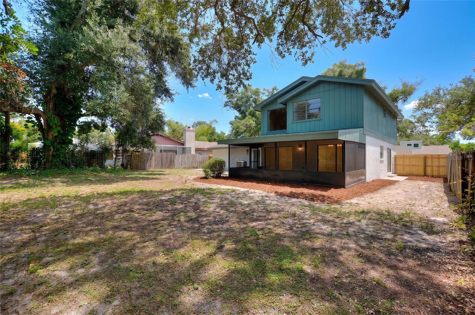 LAKE ST GEORGE-UNIT 1 - Residential