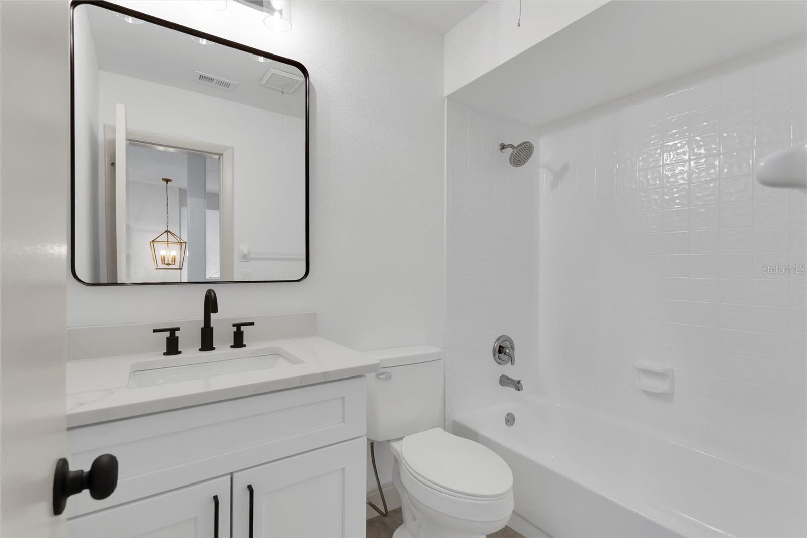 LAKE ST GEORGE-UNIT 1 - Residential